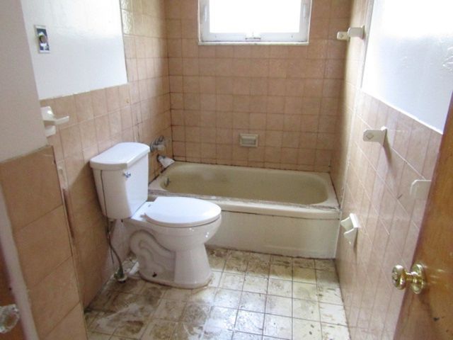 632 Highridge Dr, Baldwin Twp, PA 15226