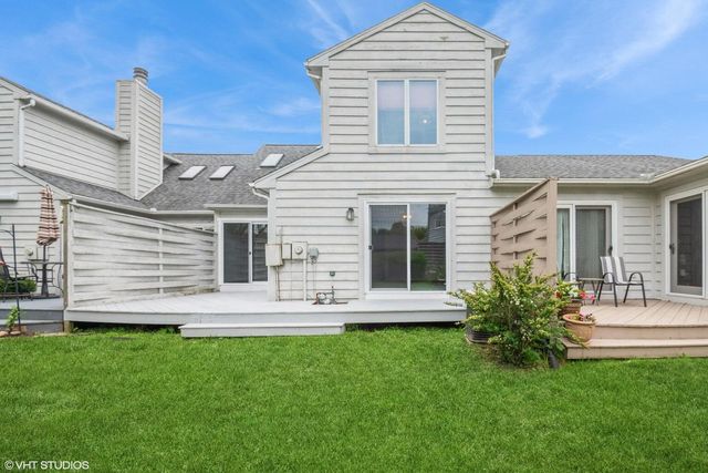 3705 Chimney Hill Drive, Valparaiso, IN 46383