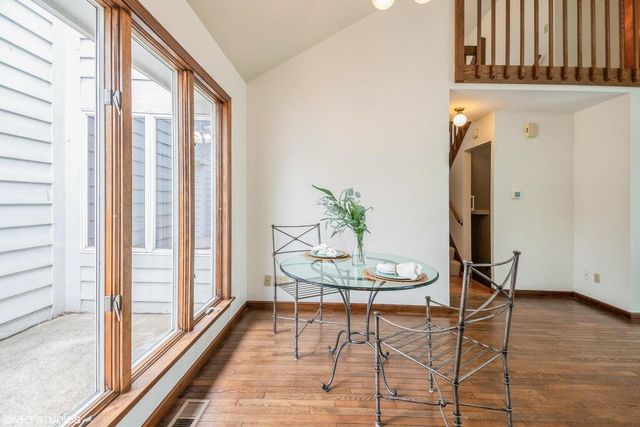 3705 Chimney Hill Drive, Valparaiso, IN 46383