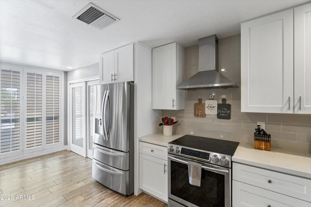8726 E DEVONSHIRE Avenue, Scottsdale, AZ 85251