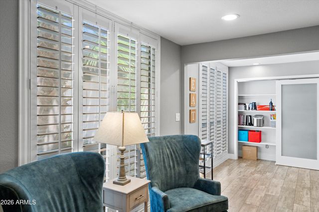 8726 E DEVONSHIRE Avenue, Scottsdale, AZ 85251