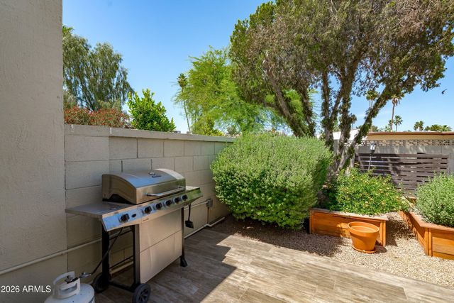 8726 E DEVONSHIRE Avenue, Scottsdale, AZ 85251