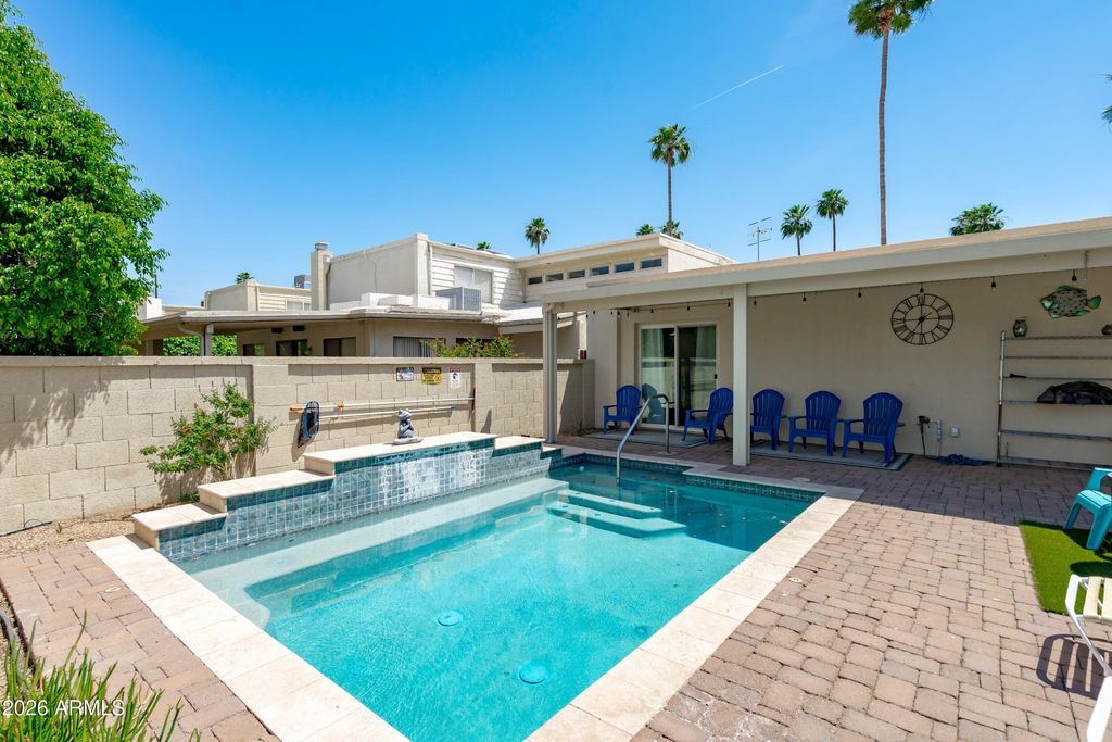 8726 E DEVONSHIRE Avenue, Scottsdale, AZ 85251