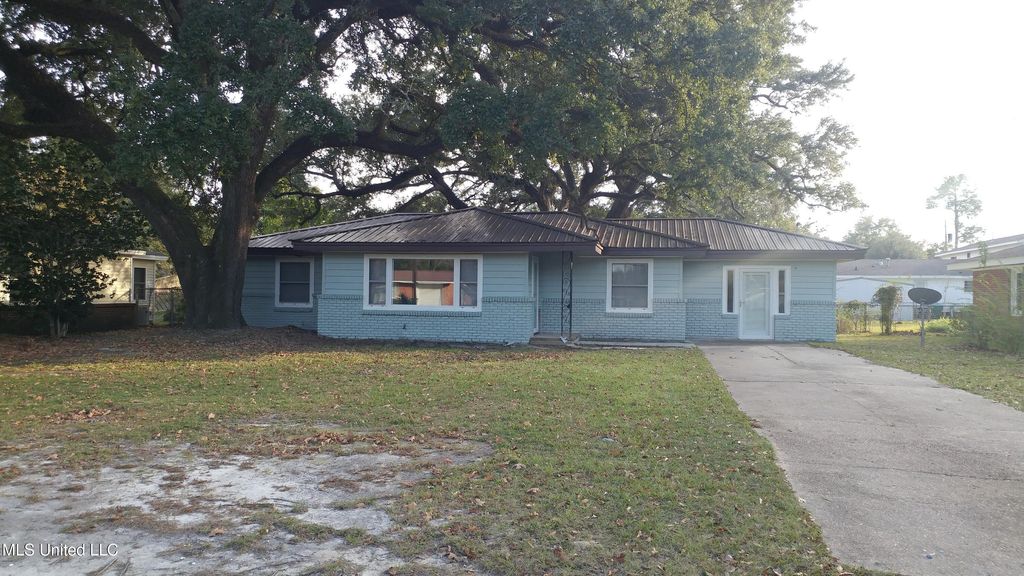 307 45th Street, Gulfport, MS 39507