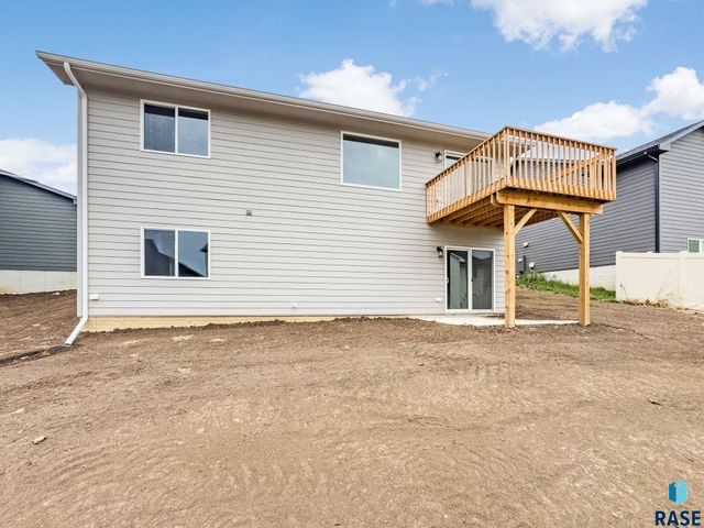 6809 W Viola Ct Court, Sioux Falls, SD 57107