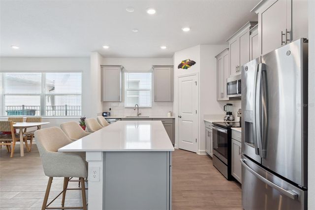 9787 INTRODUCTION WAY, Orlando, FL 32832