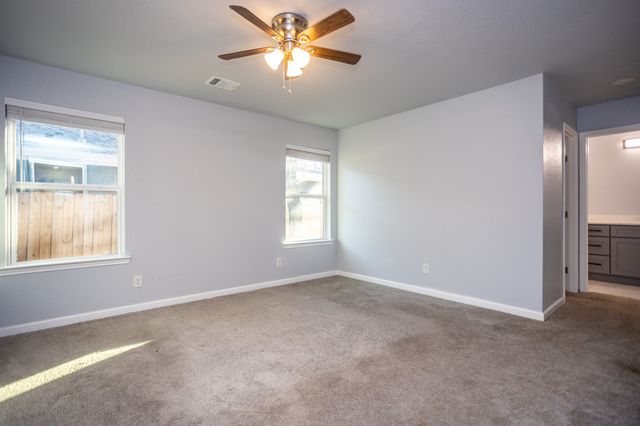 815 Ritchey Street, Gainesville, TX 76240