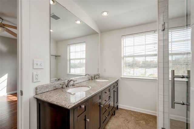 2101 Polaris Ave 8, Austin, TX 78757