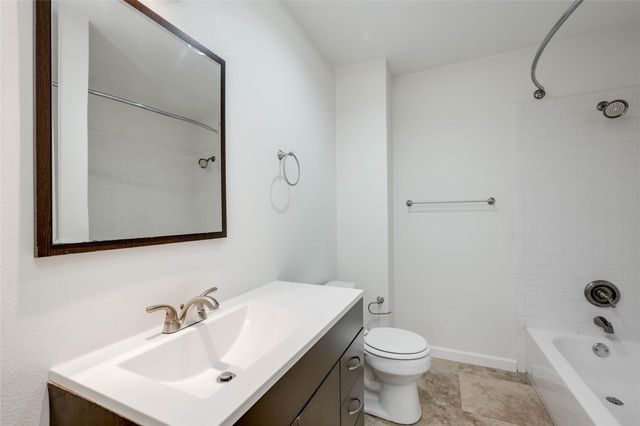 2101 Polaris Ave 8, Austin, TX 78757