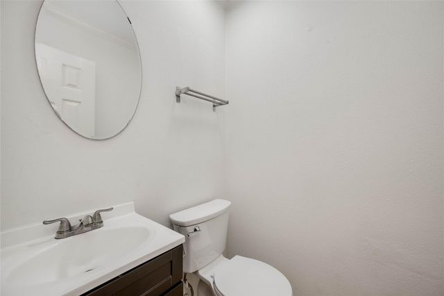 2101 Polaris Ave 8, Austin, TX 78757