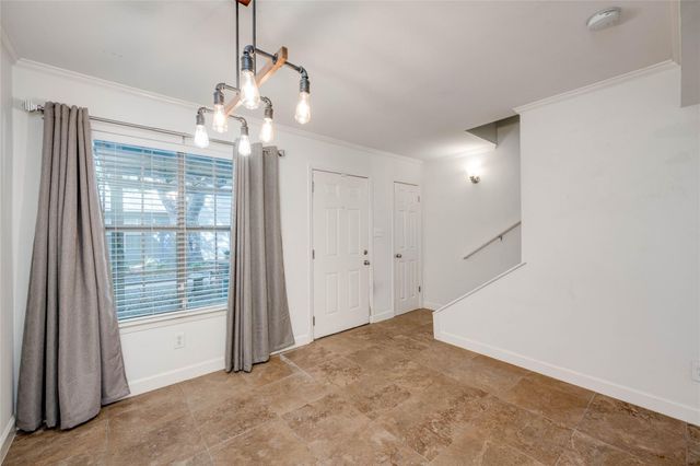 2101 Polaris Ave 8, Austin, TX 78757