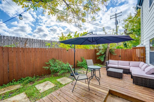 2101 Polaris Ave 8, Austin, TX 78757