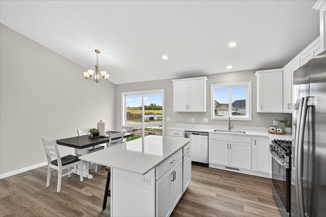4616 89th Street NE, Monticello, MN 55362
