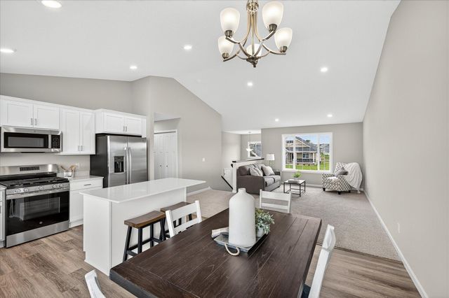 4616 89th Street NE, Monticello, MN 55362