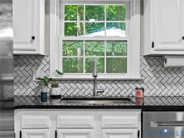 12600 Donegal Dr, Chesterfield, VA 23832