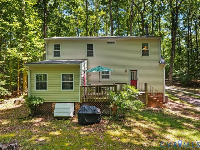 12600 Donegal Dr, Chesterfield, VA 23832