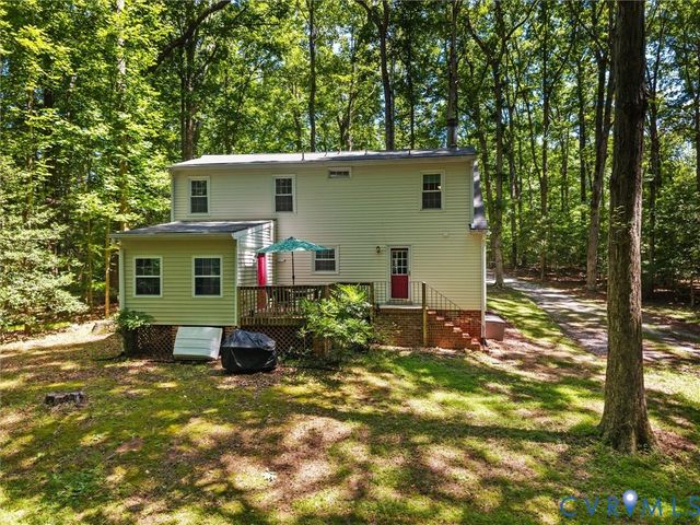 12600 Donegal Dr, Chesterfield, VA 23832