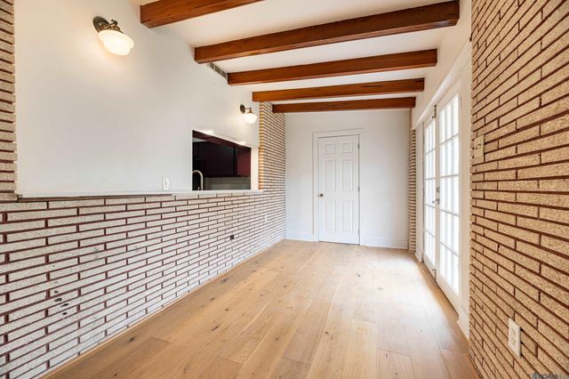 300 Parish Dr, Arabi, LA 70032