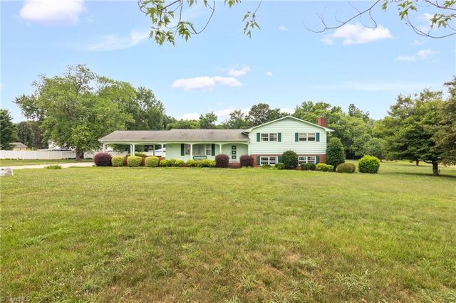 8003 Clinard Farms Road, High Point, NC 27265