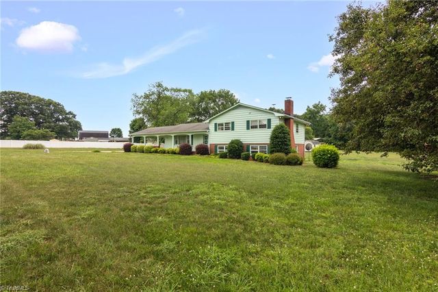 8003 Clinard Farms Road, High Point, NC 27265