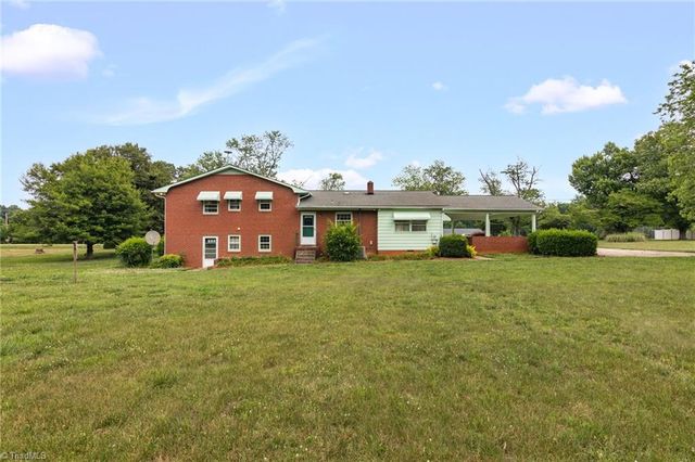 8003 Clinard Farms Road, High Point, NC 27265
