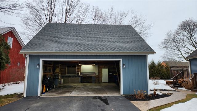 492 Ridge Road, Webster, NY 14580