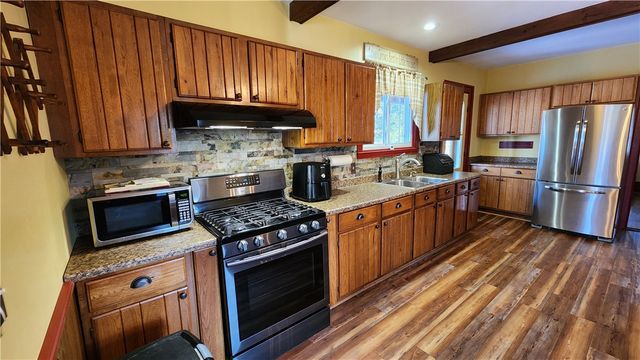 492 Ridge Road, Webster, NY 14580