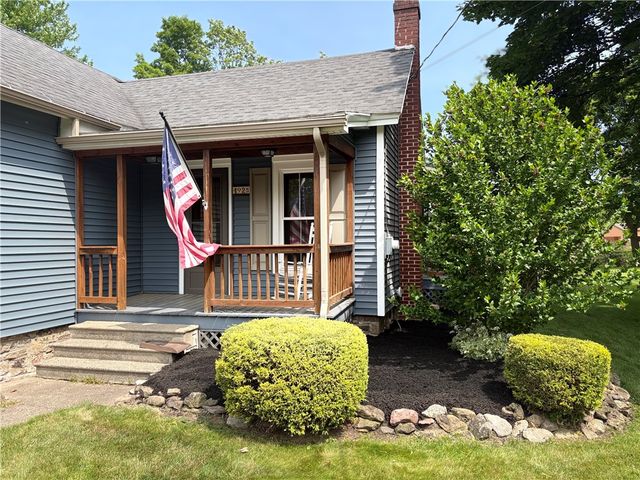 492 Ridge Road, Webster, NY 14580