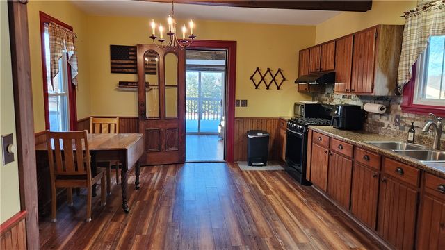 492 Ridge Road, Webster, NY 14580