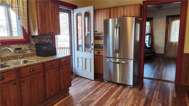 492 Ridge Road, Webster, NY 14580