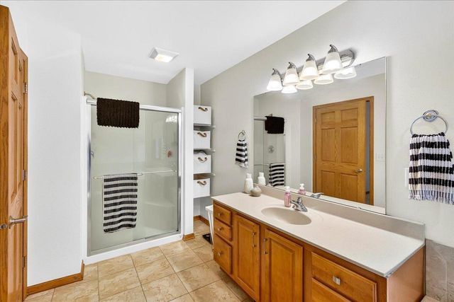 108 Donegal Drive, Cottage Grove, WI 53527