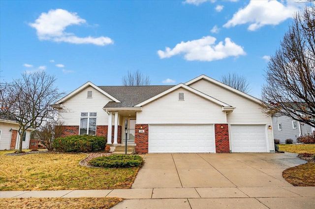 108 Donegal Drive, Cottage Grove, WI 53527