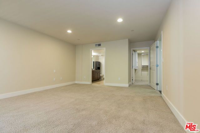7249 Franklin Avenue 201, Los Angeles, CA 90046