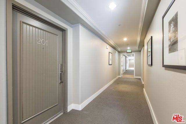 7249 Franklin Avenue 201, Los Angeles, CA 90046