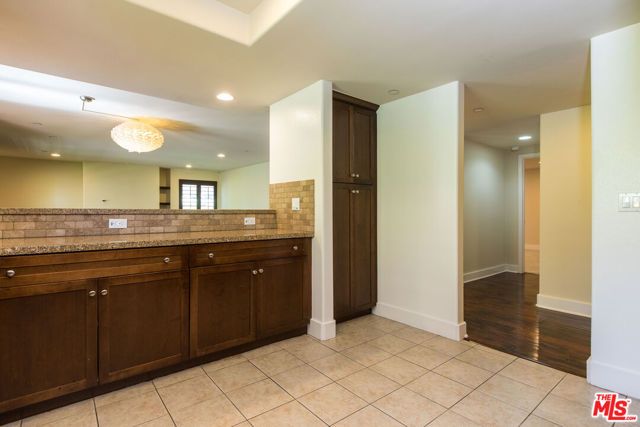 7249 Franklin Avenue 201, Los Angeles, CA 90046
