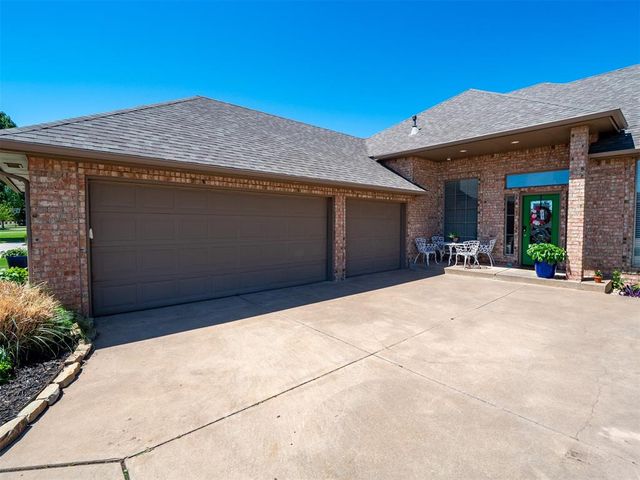 2121 SW 30th Street, Oklahoma City, OK 73119