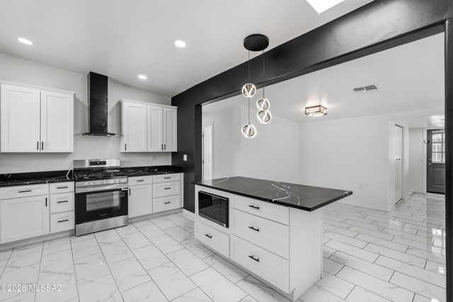 5497 S Canada Drive, Tucson, AZ 85706