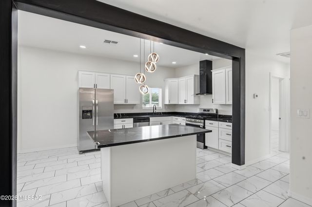 5497 S Canada Drive, Tucson, AZ 85706