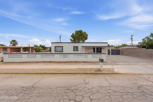 5497 S Canada Drive, Tucson, AZ 85706