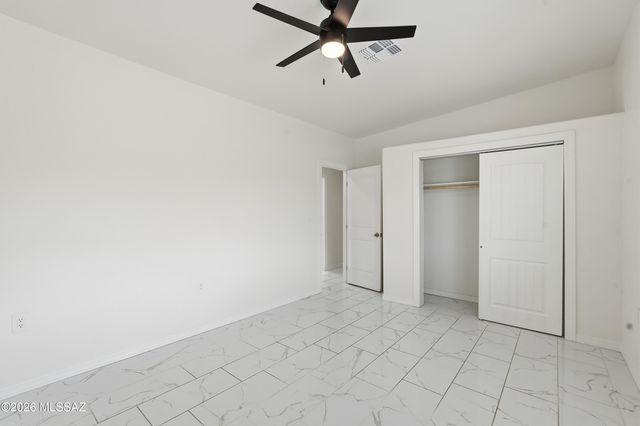 5497 S Canada Drive, Tucson, AZ 85706