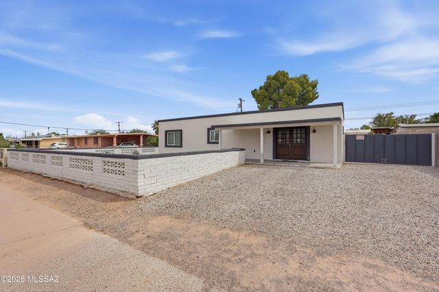 5497 S Canada Drive, Tucson, AZ 85706