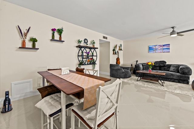 5265 Lakefront Boulevard C, Delray Beach, FL 33484