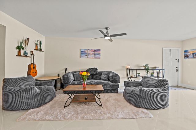 5265 Lakefront Boulevard C, Delray Beach, FL 33484