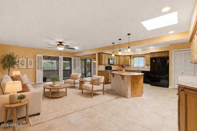 7644 E SANDALWOOD Drive, Scottsdale, AZ 85250