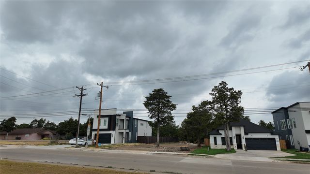 3917 Blue Ridge Boulevard, Dallas, TX 75233