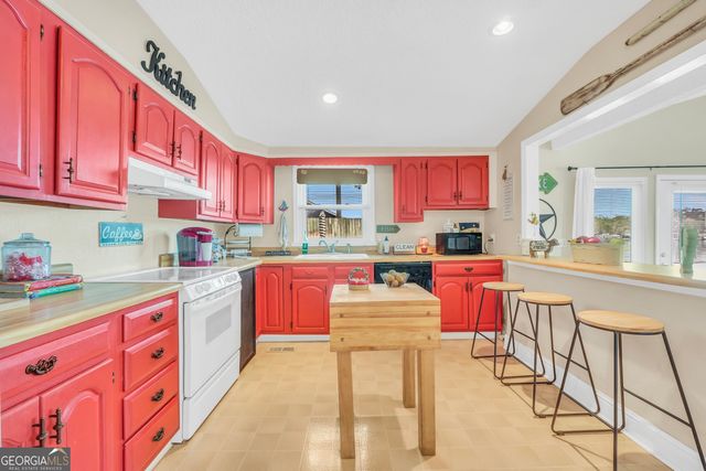 216 Deep Water Road, Mansfield, GA 30055