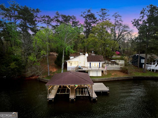 216 Deep Water Road, Mansfield, GA 30055