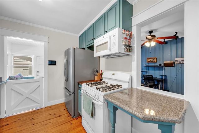 2852 Thornhill Drive, Mobile, AL 36606