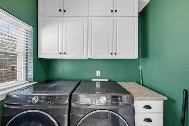 2852 Thornhill Drive, Mobile, AL 36606