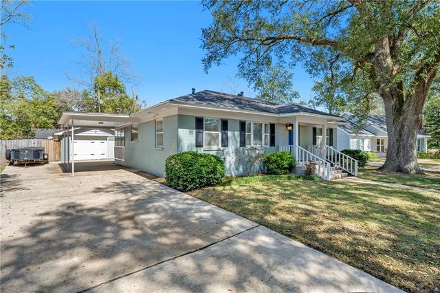 2852 Thornhill Drive, Mobile, AL 36606